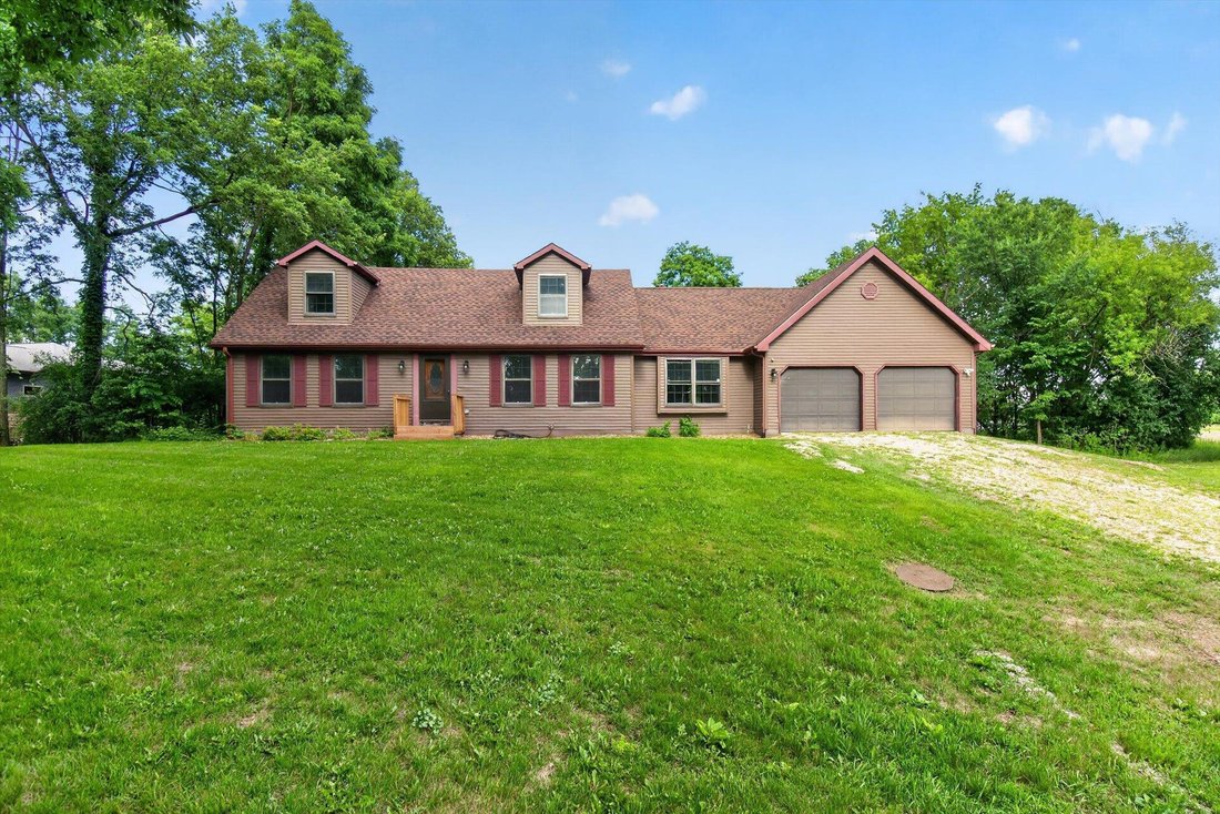 House in Janesville, Wisconsin, United States 1 - 18260192