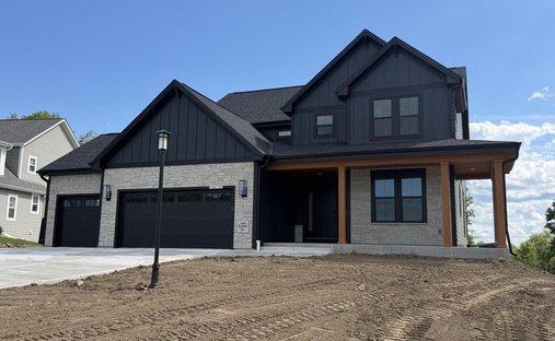 House in Menomonee Falls, Wisconsin, United States 1