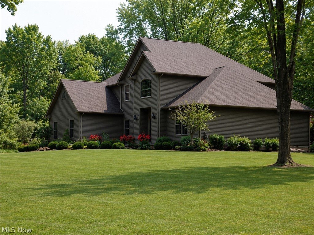 House in Vienna Center, Ohio, United States 1 - 17808552