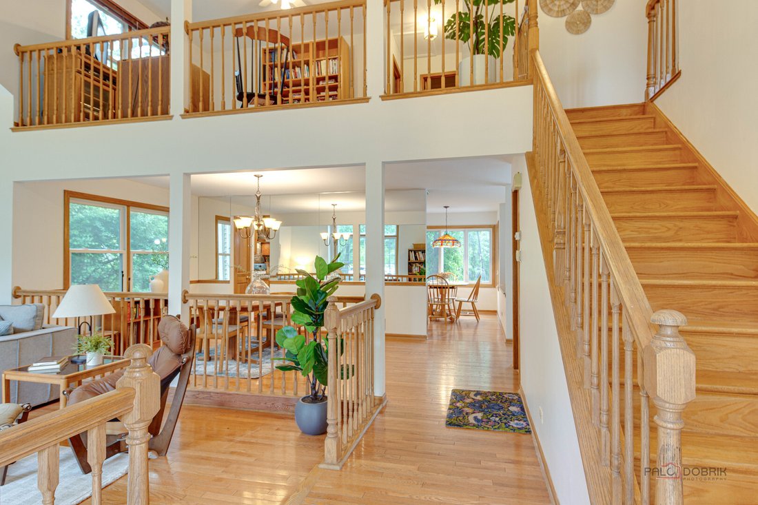 House in Buffalo Grove, Illinois, United States 3 - 18261278