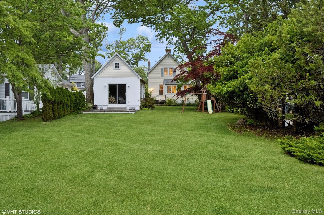 House in Peconic, New York, United States 2 - 18261716