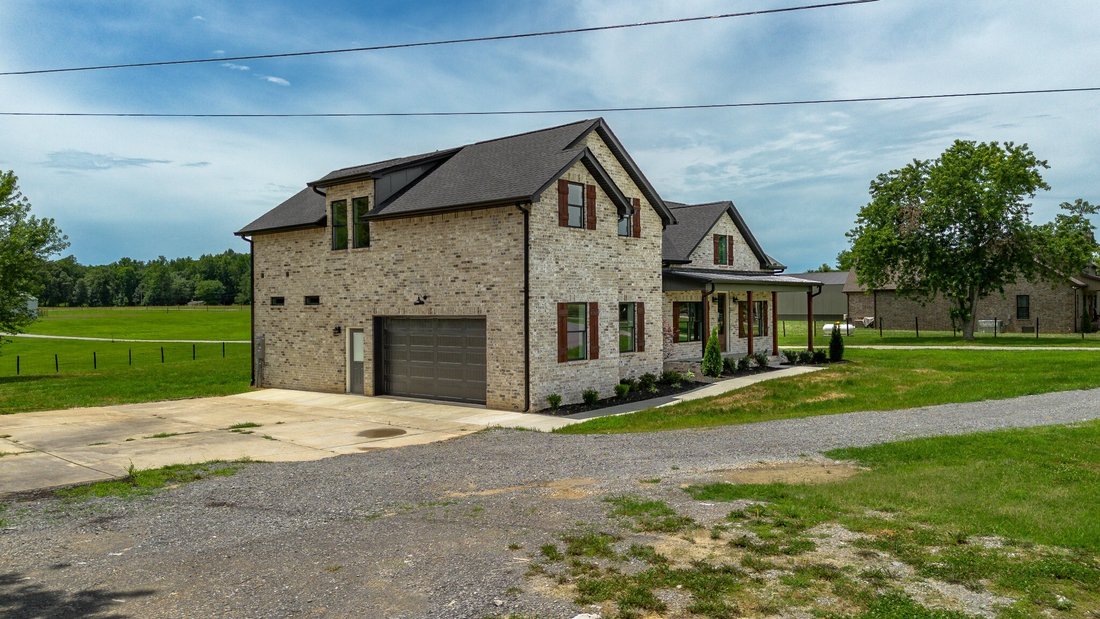 House in Springfield, Tennessee, United States 5 - 18264589