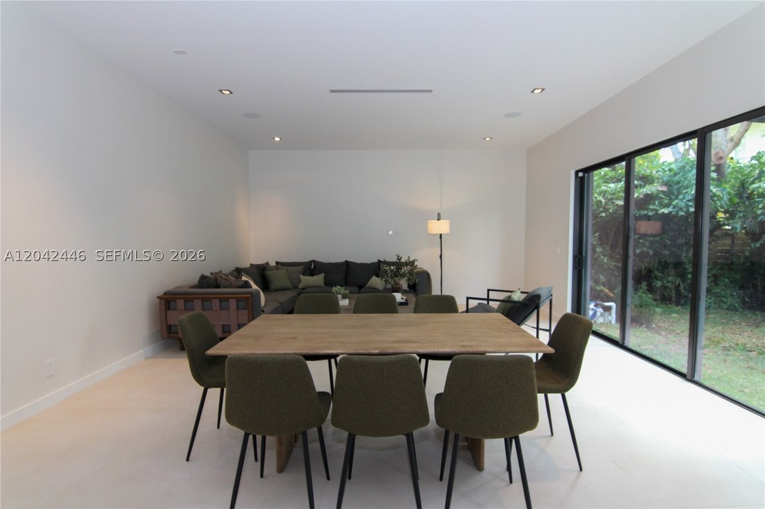 House in Miami, Florida, United States 5 - 18260904