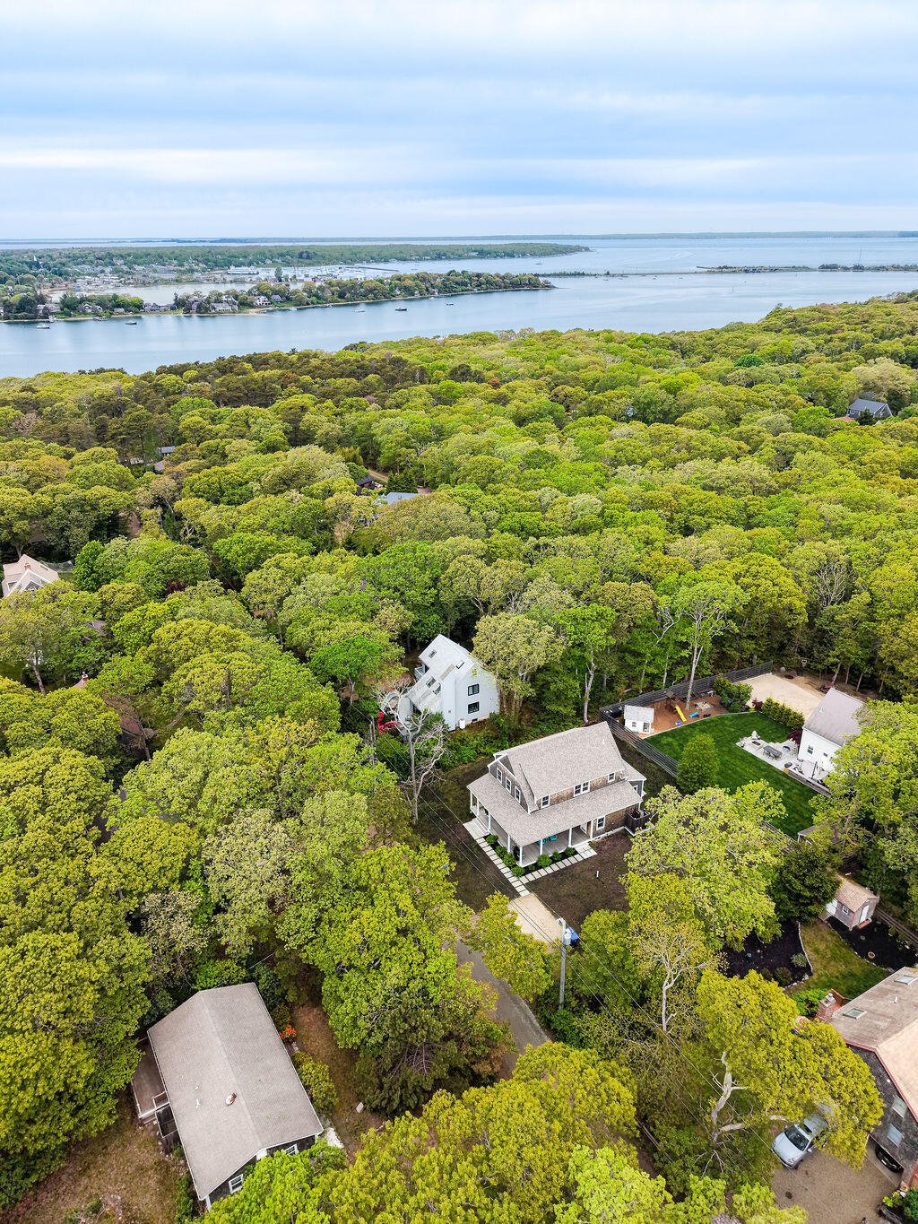 House in Oak Bluffs, Massachusetts, United States 4 - 18260146