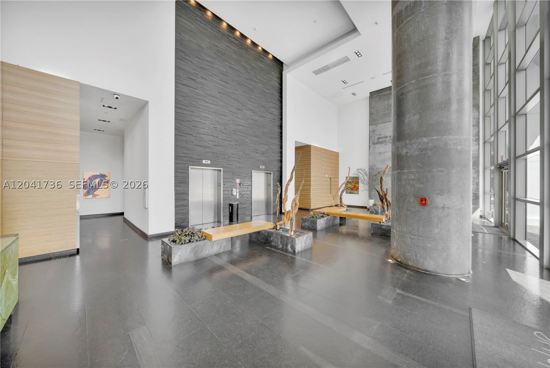 Condo in Miami, Florida, United States 3 - 18264349