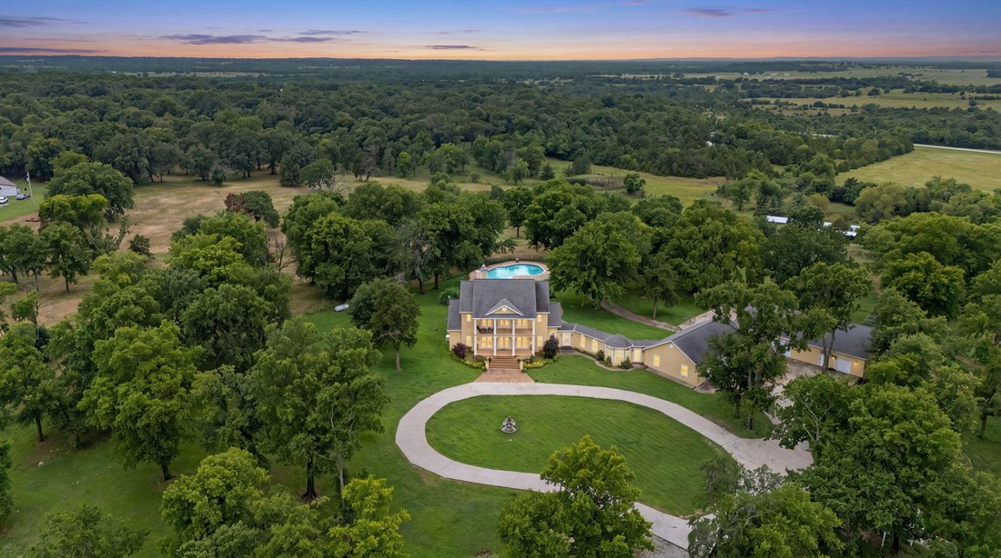 House in Vinita, Oklahoma, United States 2 - 18263054