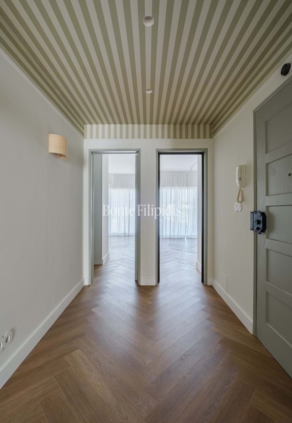 Apartment in Carcavelos e Parede, Lisbon, Portugal 3 - 18262812