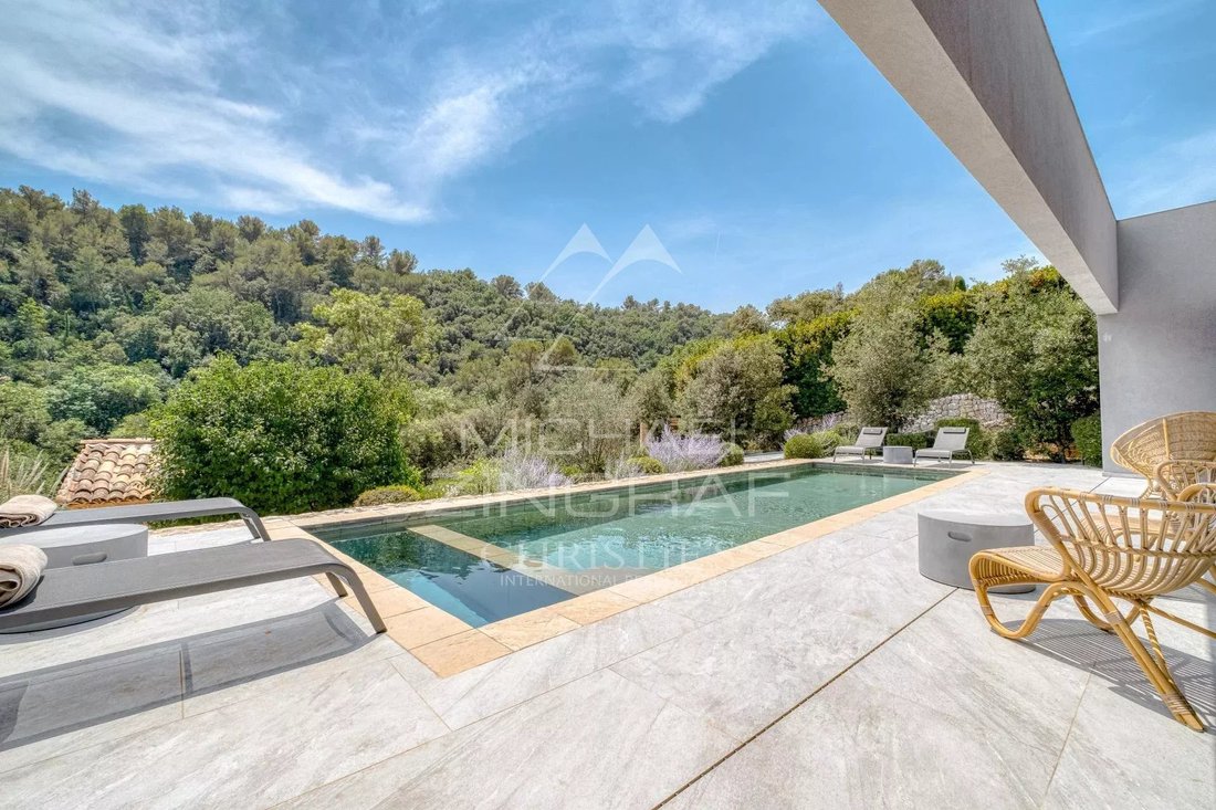 Villa in Valbonne, Provence-Alpes-Côte d'Azur, France 2 - 18109094