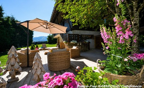 House in Saint-Nicolas-la-Chapelle, Auvergne-Rhône-Alpes, France 1