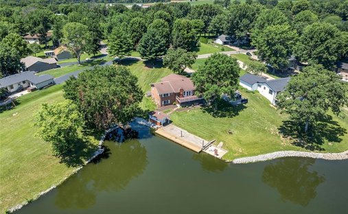 House in Edwardsville, Illinois, United States 1