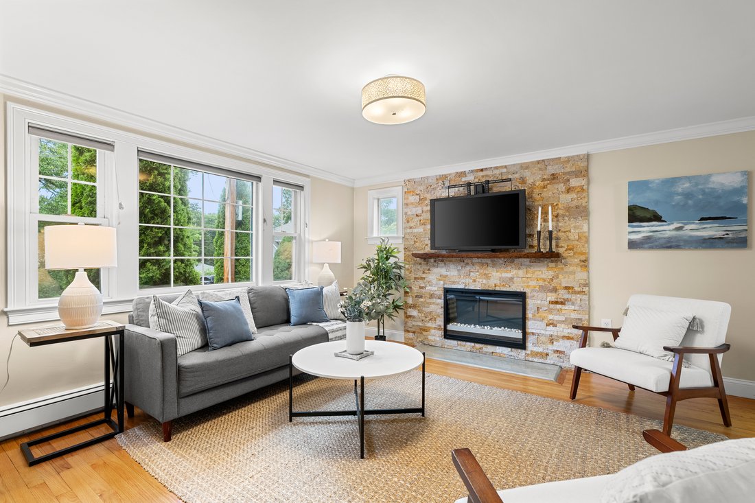 House in Waltham, Massachusetts, United States 1 - 18262892