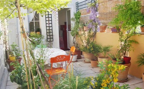 Townhouse in Saint Jean-Saint Genies, Avignon, France 1