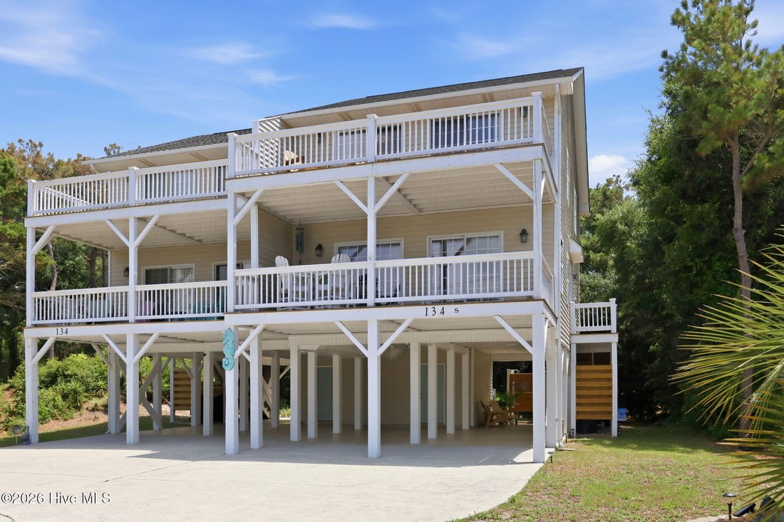 Townhouse in Emerald Isle, North Carolina, United States 1 - 17383857