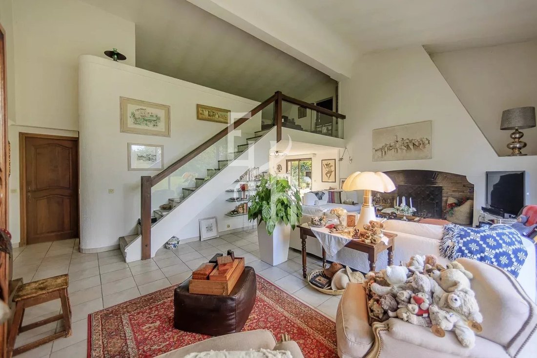Villa in Mougins, Provence-Alpes-Côte d'Azur, France 3 - 18261956