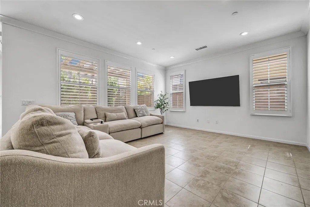 Condo in Irvine, California, United States 5 - 18264816