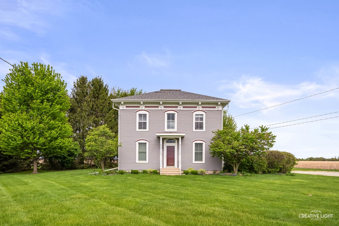 House in Sugar Grove, Illinois, United States 2 - 18264872