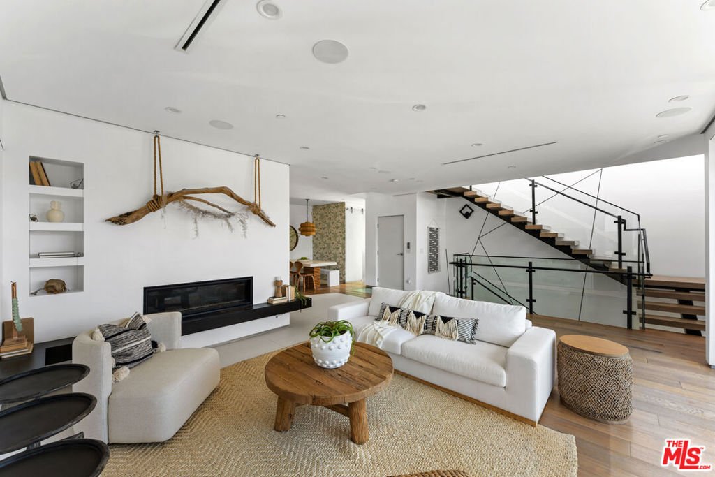 House in Los Angeles, California, United States 1 - 18263681