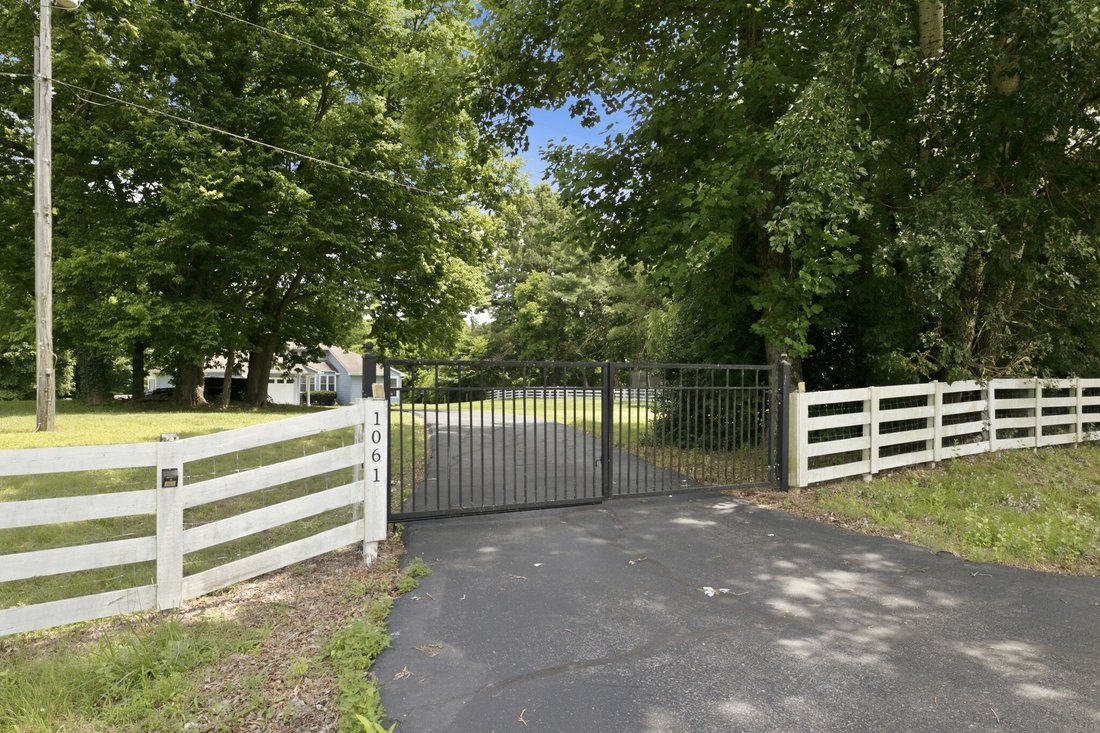 House in Columbia, Tennessee, United States 2 - 18264634