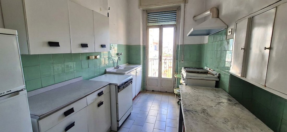 Apartment in Vomero, Naples, Campania 5 - 18250316