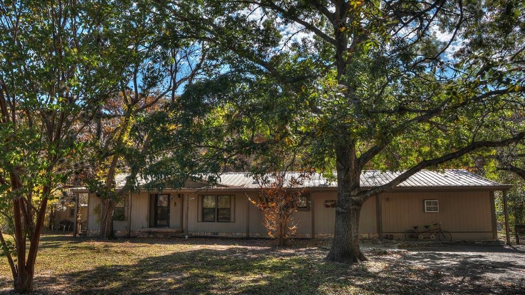 Uvalde, Texas, United States 1 - 17173869