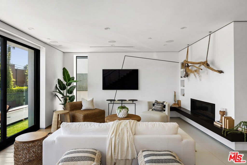 House in Los Angeles, California, United States 4 - 18263681