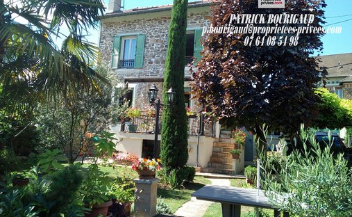Villa in Rosny-sous-Bois, Ile-de-France, France 1