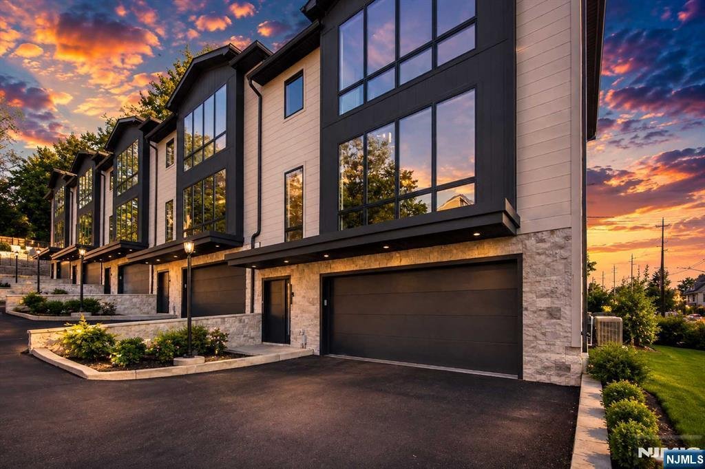 Condo in Leonia, New Jersey, United States 4 - 18262361