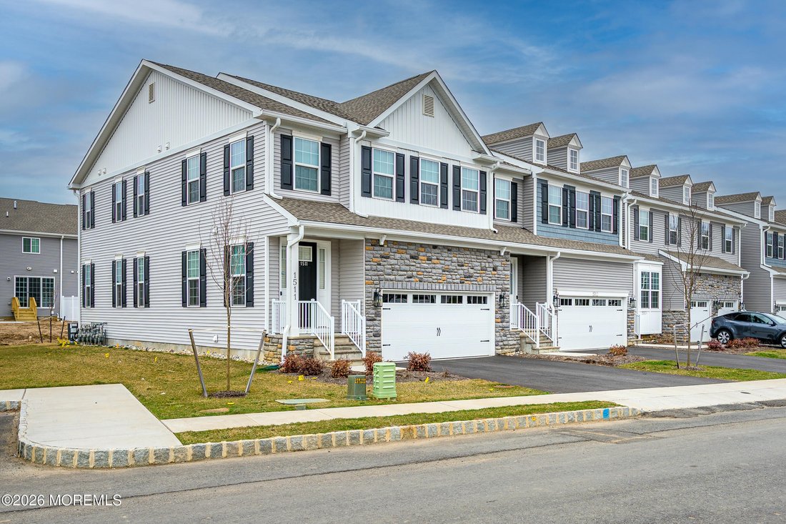 Condo in Manalapan Township, New Jersey, United States 2 - 18260503