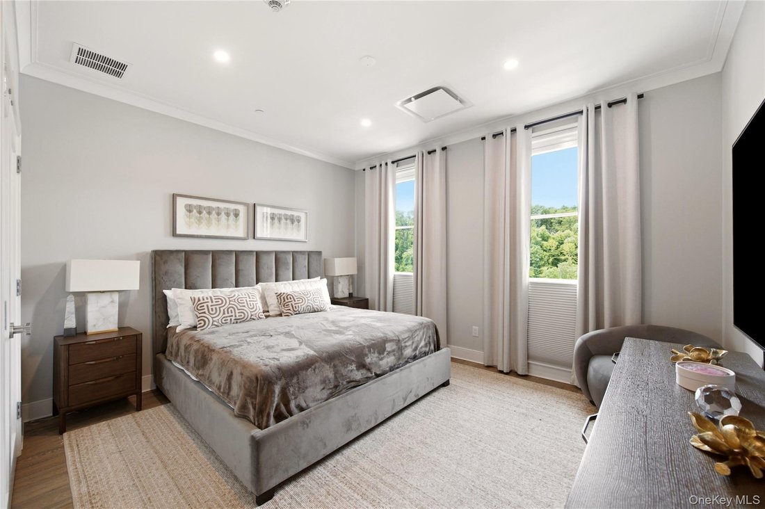 Condo in Glen Cove, New York, United States 5 - 18261649