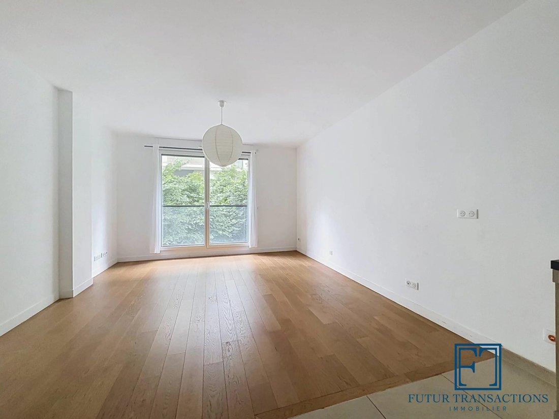 Apartment in Corentin Celton, Issy-les-Moulineaux, France 3 - 18261818