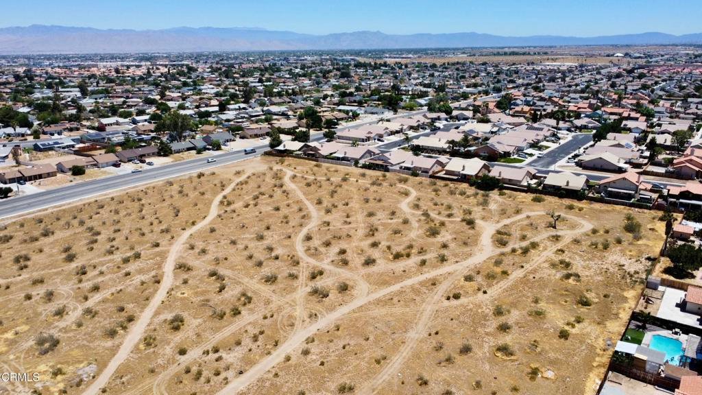 Land in Phelan, California, United States 3 - 18263083