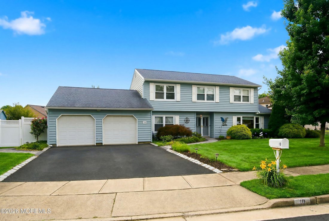House in Monroe Township, New Jersey, United States 1 - 18260524