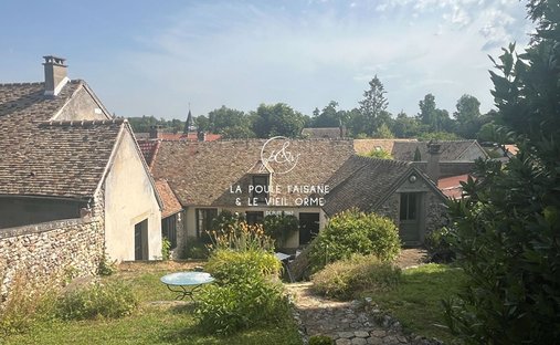 Casa a Berchères-sur-Vesgre, Centro-Val della Loira, Francia 1