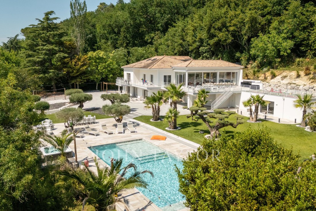 House in Bouliac, Nouvelle-Aquitaine, France 2 - 18194729