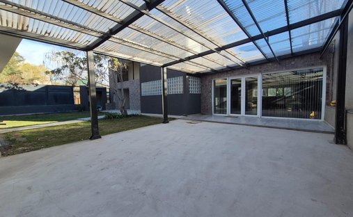 House in Neuquen, Neuquen, Argentina 1