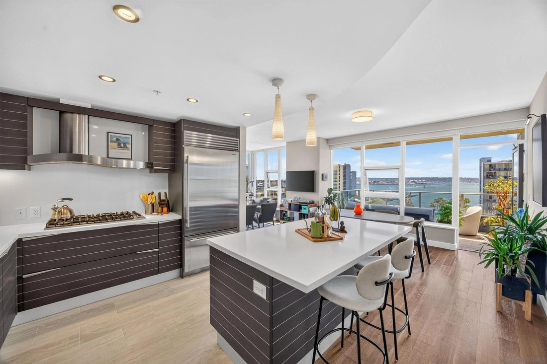 Condo in San Diego, California, United States 1 - 18260636