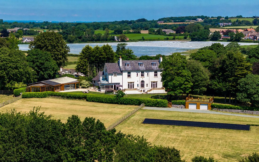 Haus in Aughton, England 2 - 18058854