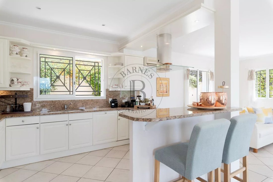 Villa in Mougins, Provence-Alpes-Côte d'Azur, France 4 - 18260255