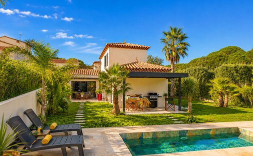 Haus in Ville-Les Saquedes-Le Bouillonnet, Sainte-Maxime, Frankreich 1