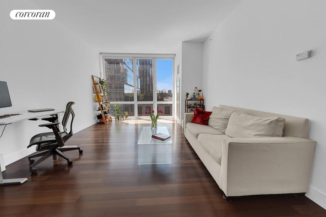 Condo in New York, New York, United States 1 - 18202469