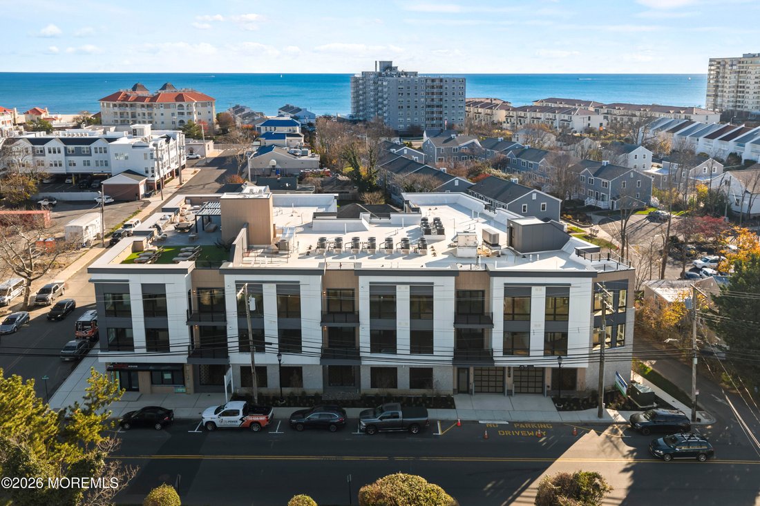 Condo in Long Branch, New Jersey, United States 2 - 18263411