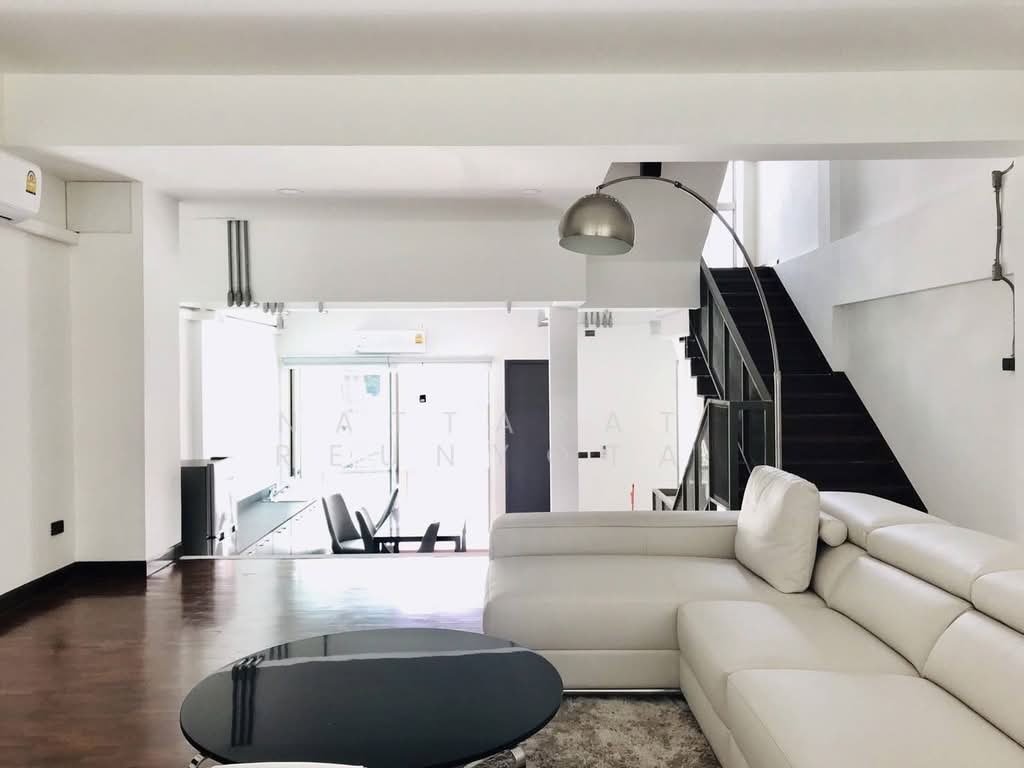Townhouse in Bangkok, Krung Thep Maha Nakhon, Thailand 3 - 18262436