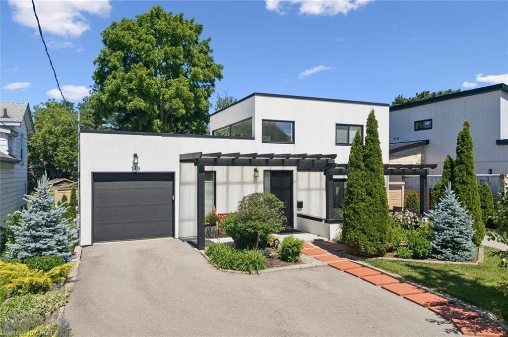 House in Waterloo, Ontario, Canada 1 - 17425070