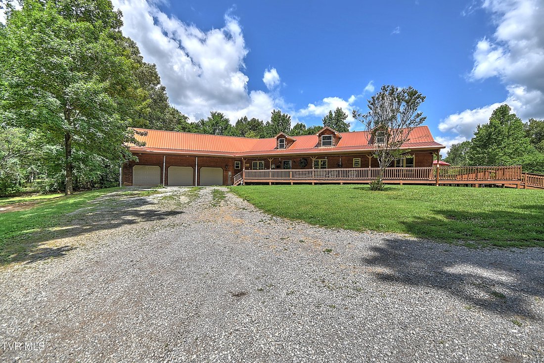House in Greeneville, Tennessee, United States 4 - 18263042