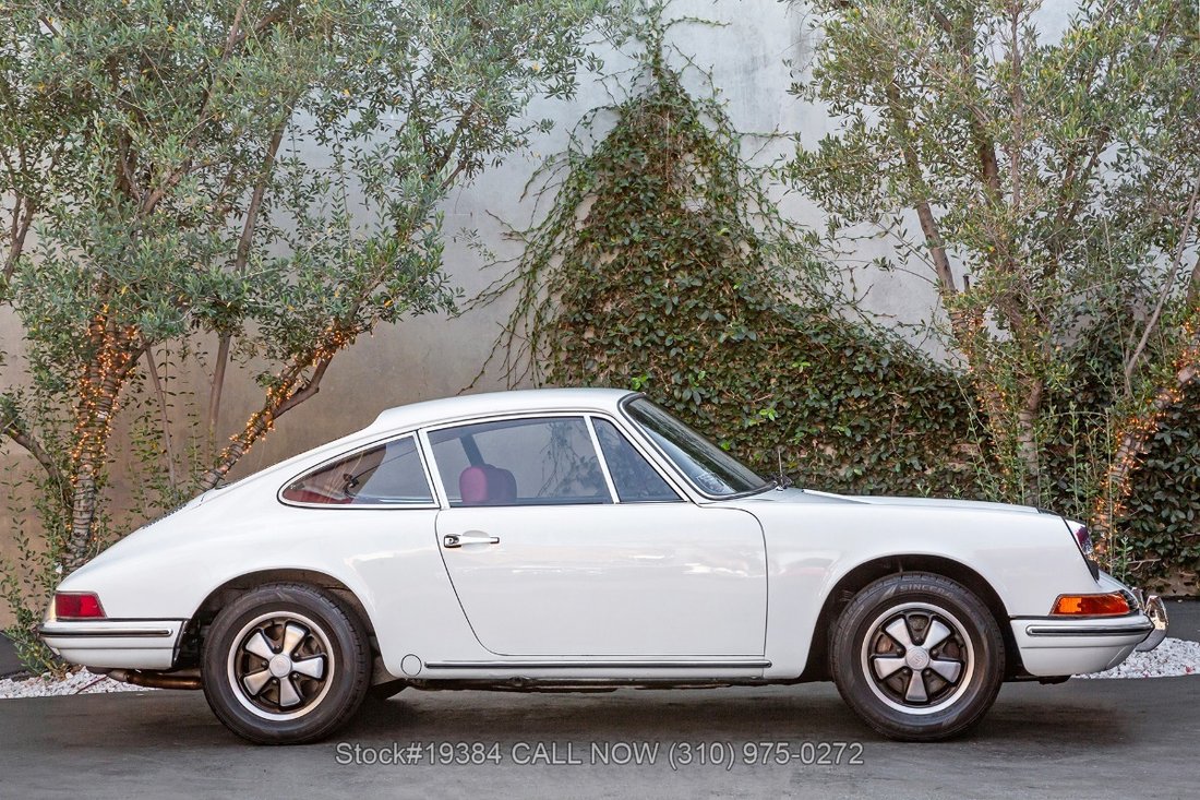 Porsche 911T Coupe in Los Angeles, CA 4 - 18262354