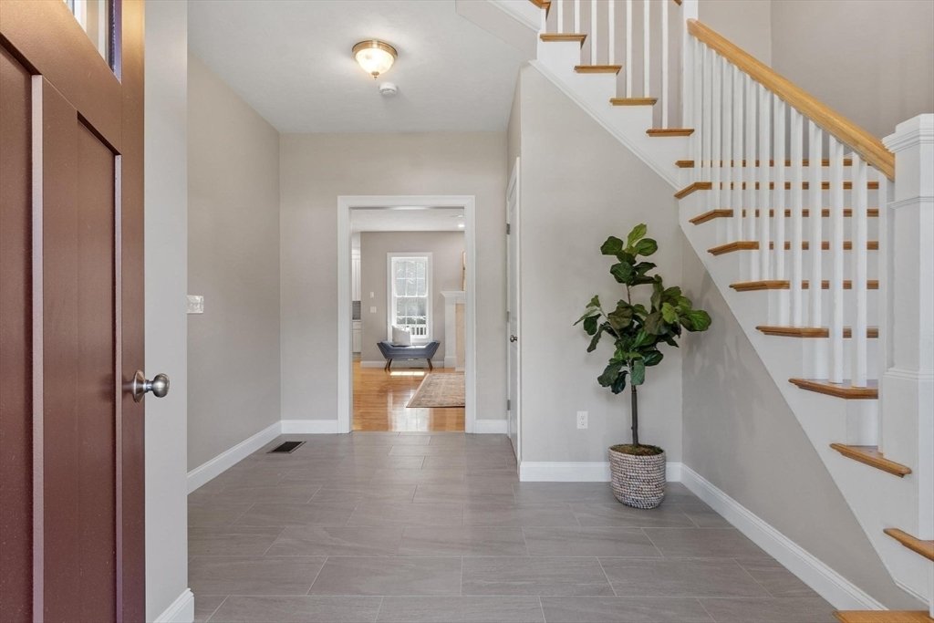 Condo in Sterling, Massachusetts, United States 3 - 18263085