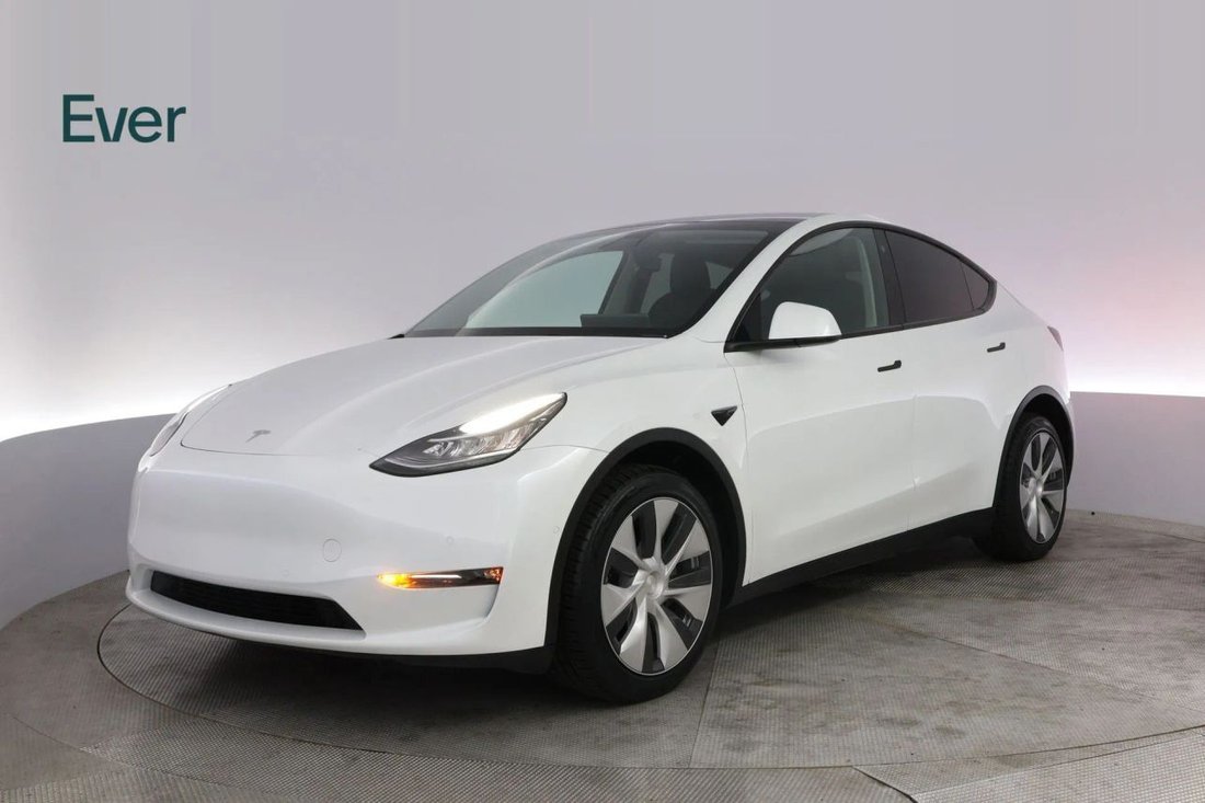 Suv in San Francisco, CA, United States 2 - 18047667