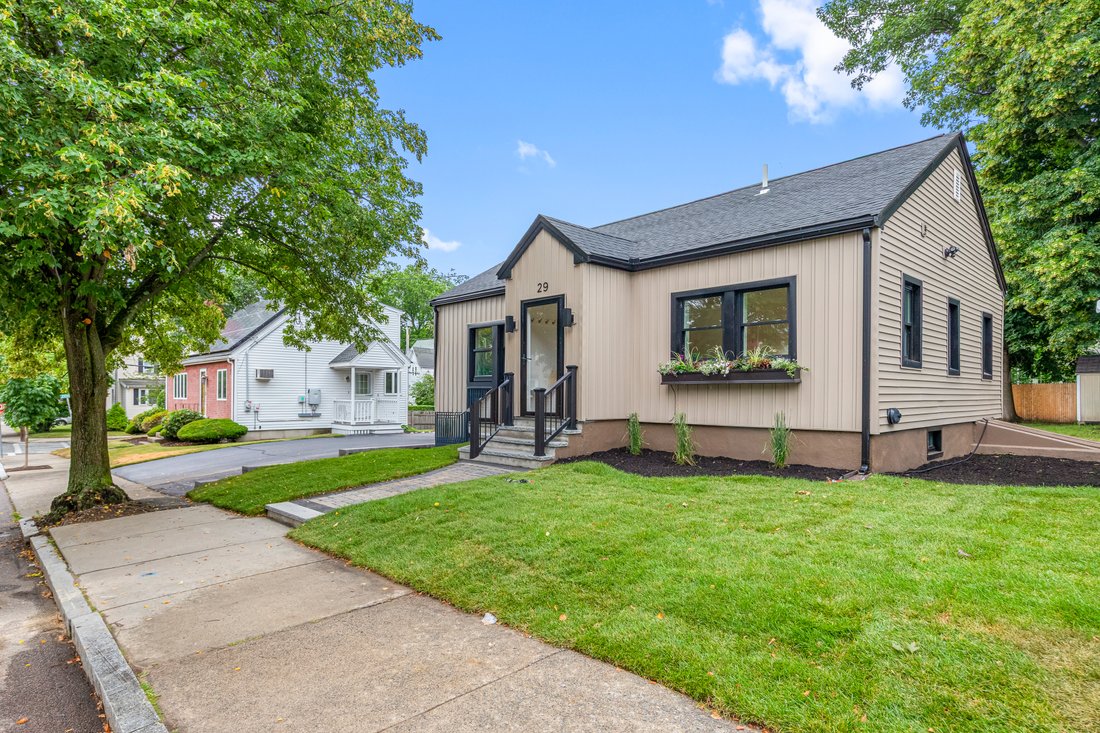 House in Medford, Massachusetts, United States 3 - 18262803