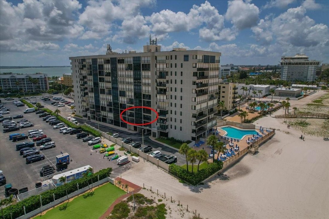 Condo in St. Pete Beach, Florida, United States 3 - 18260938