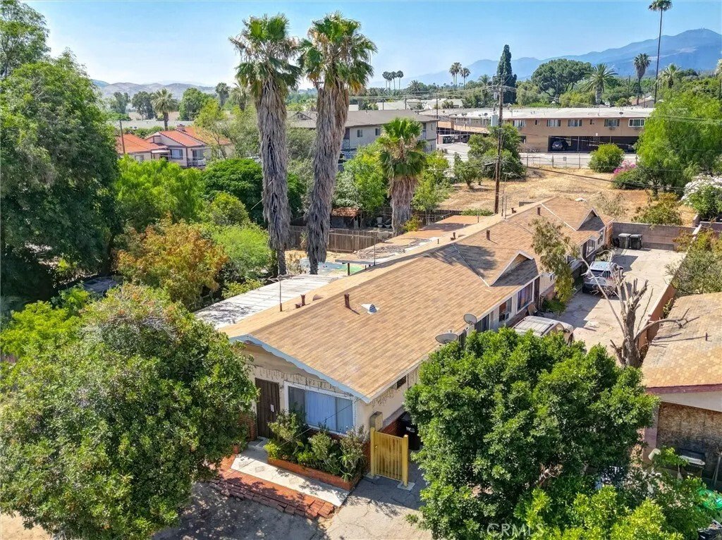 Corona, California, United States 2 - 18184931